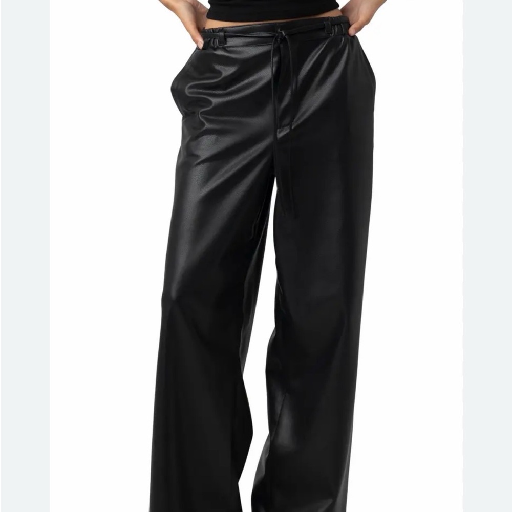 Blank NYC Sleek Black Wide-Leg lather low rise Pants
